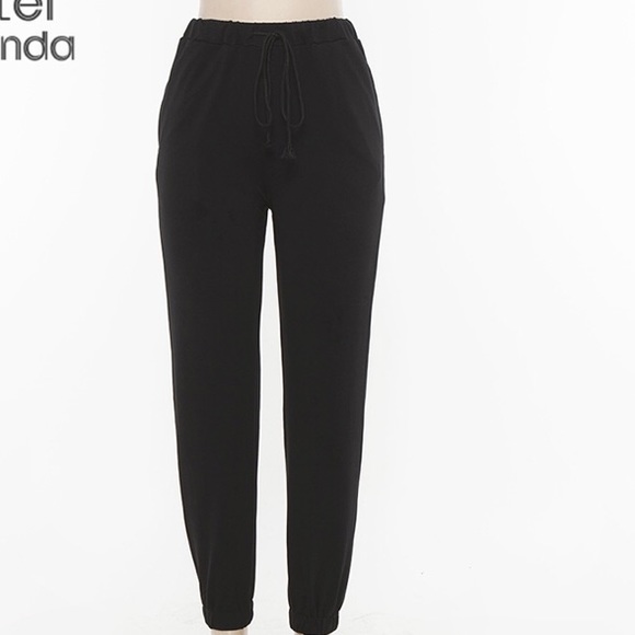 🖤SALE🖤 High waisted black sweatpants - Picture 4 of 6